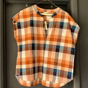 LL Bean Women’s Large V neck Plaid Short Sleeve